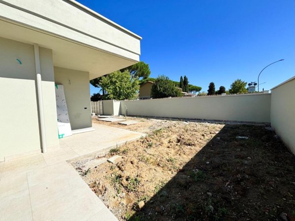 casa indipendente in vendita ad Empoli in zona Centro Storico