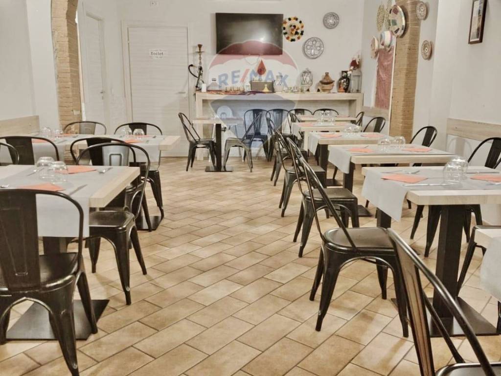 negozio in vendita ad Empoli