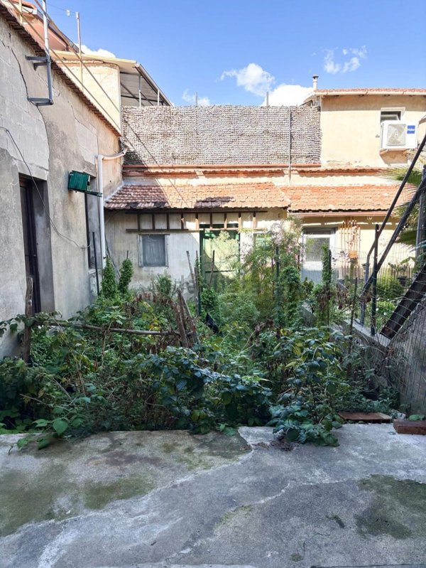 casa indipendente in vendita ad Empoli in zona Ponzano