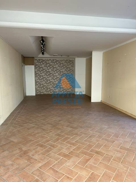 negozio in vendita ad Empoli