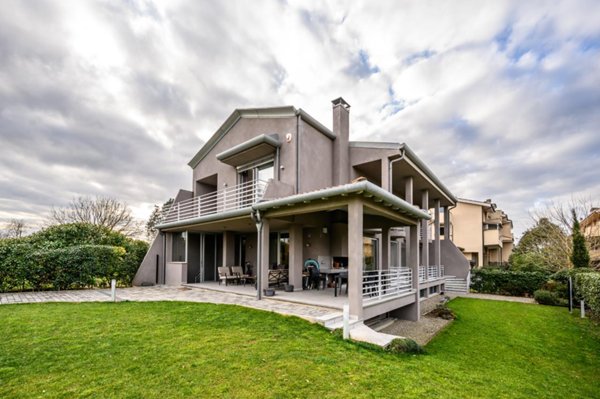 casa indipendente in vendita ad Empoli