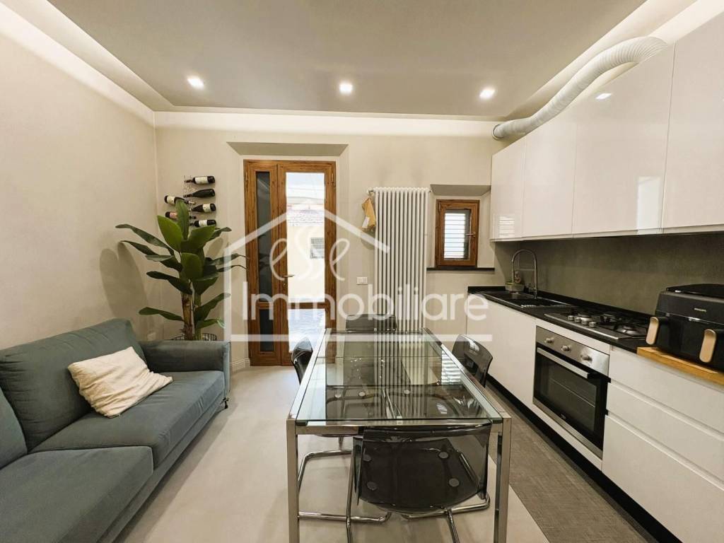 appartamento in vendita ad Empoli in zona Carraia