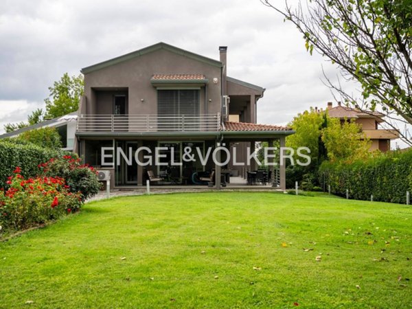 casa indipendente in vendita ad Empoli in zona Monterappoli