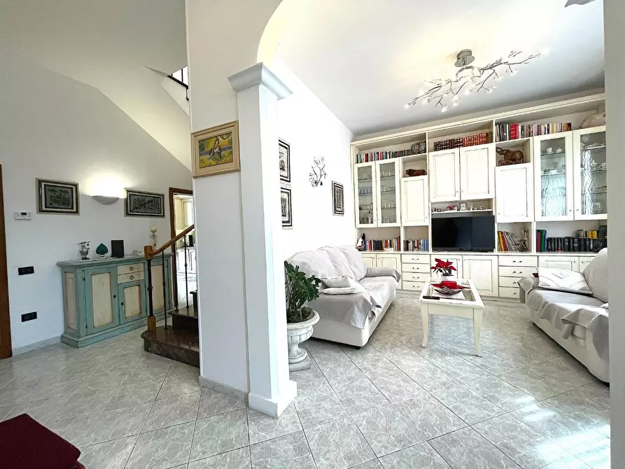 casa indipendente in vendita ad Empoli in zona Ponzano