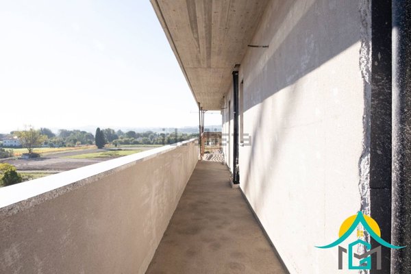 appartamento in vendita ad Empoli in zona Avane