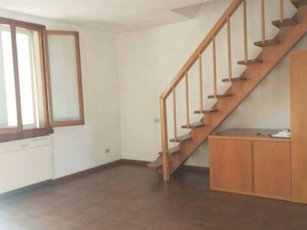 appartamento in vendita ad Empoli in zona Serravalle