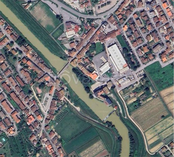 appartamento in vendita ad Empoli in zona Brusciana