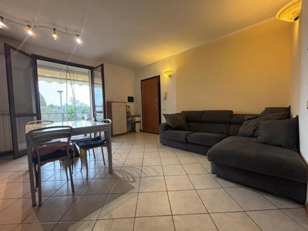 appartamento in vendita ad Empoli in zona Serravalle