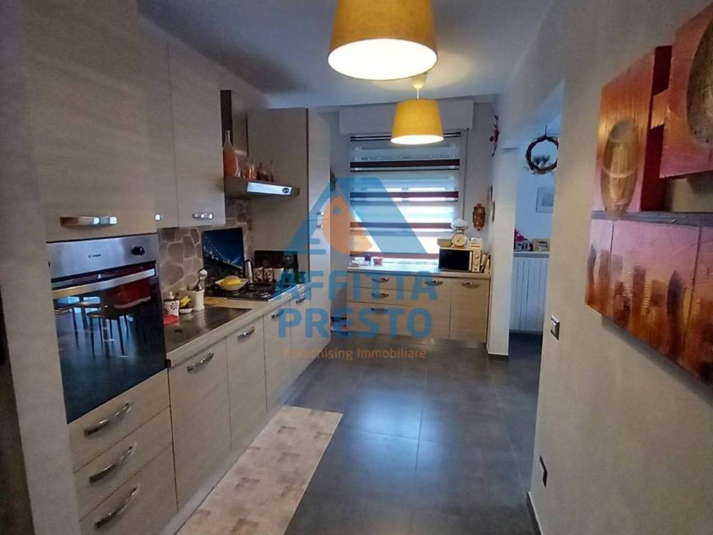 appartamento in vendita ad Empoli in zona Serravalle