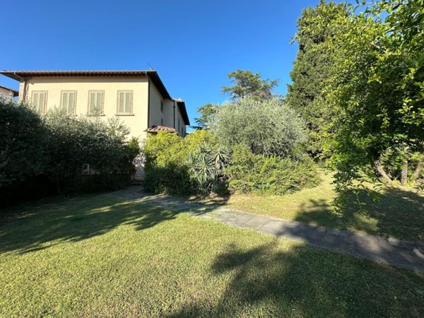 casa indipendente in vendita ad Empoli