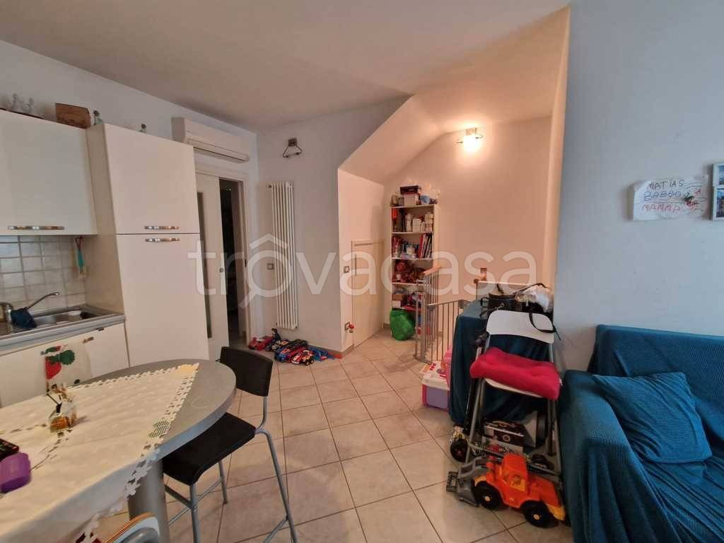 appartamento in vendita ad Empoli in zona Carraia