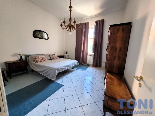 casa indipendente in vendita ad Empoli in zona Carraia