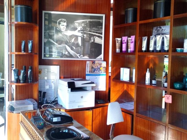 negozio in vendita ad Empoli