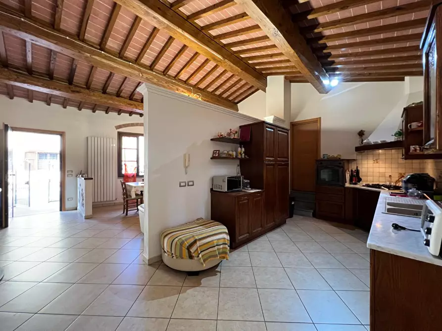 casa indipendente in vendita ad Empoli in zona Villanuova