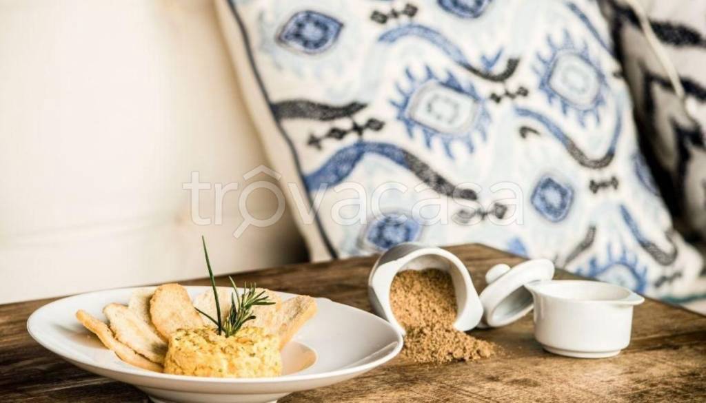 negozio in vendita ad Empoli in zona Centro Storico