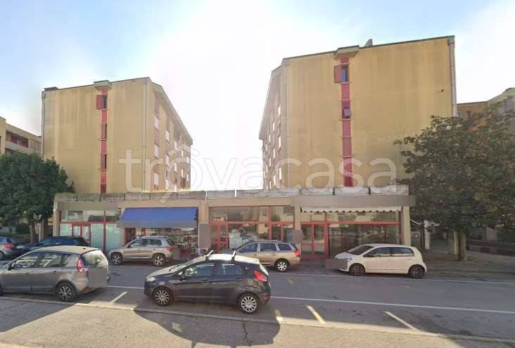 negozio in vendita ad Empoli