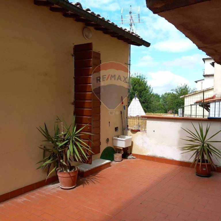 casa indipendente in vendita ad Empoli in zona Monterappoli