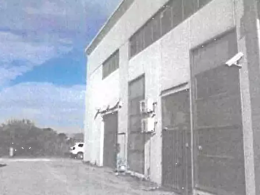 ufficio in vendita ad Empoli in zona Osteria Bianca