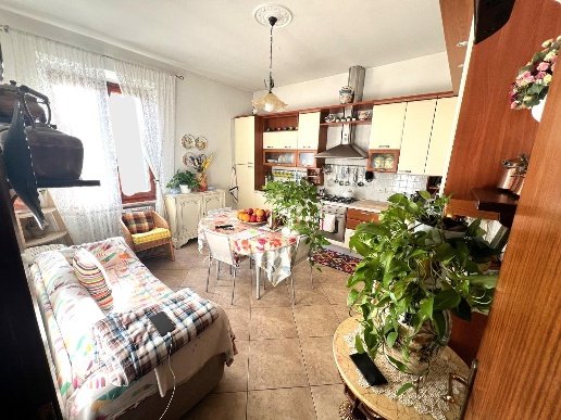 appartamento in vendita ad Empoli in zona Villanuova