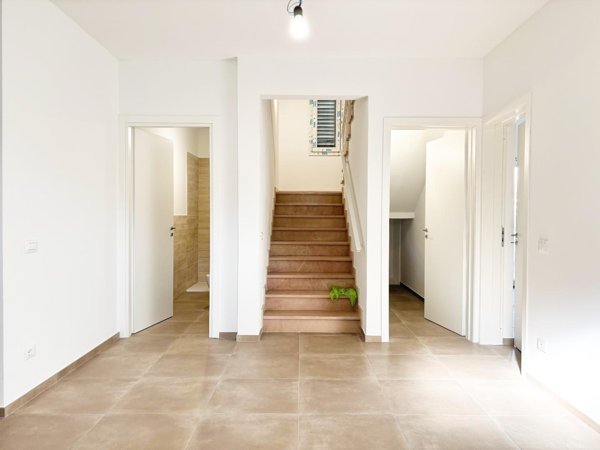 casa indipendente in vendita ad Empoli in zona Centro Storico