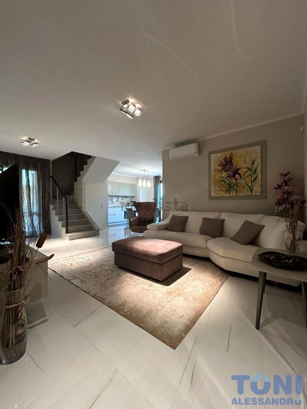 appartamento in vendita ad Empoli in zona Serravalle