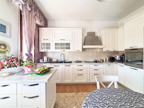 appartamento in vendita ad Empoli in zona Villanuova