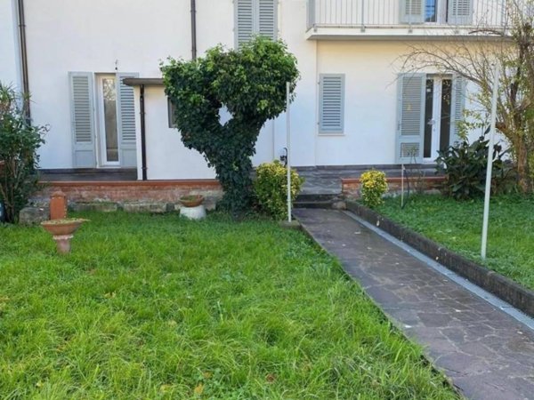 casa indipendente in vendita ad Empoli in zona Ponzano