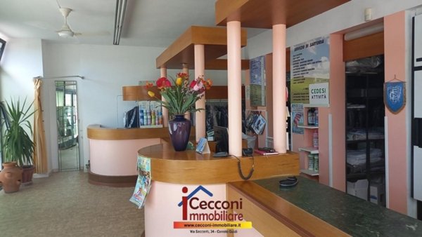 negozio in vendita ad Empoli