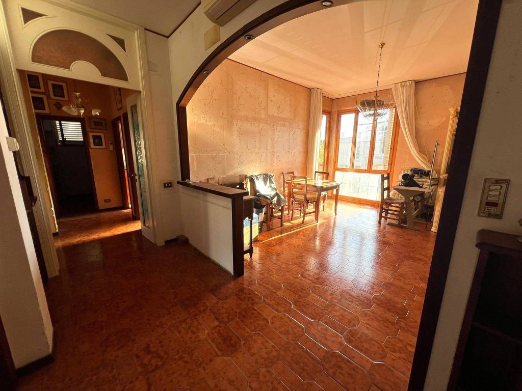 appartamento in vendita ad Empoli in zona Serravalle
