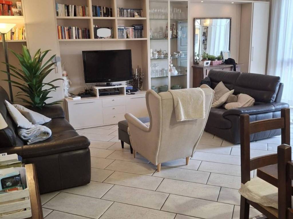 appartamento in vendita ad Empoli in zona Pontorme