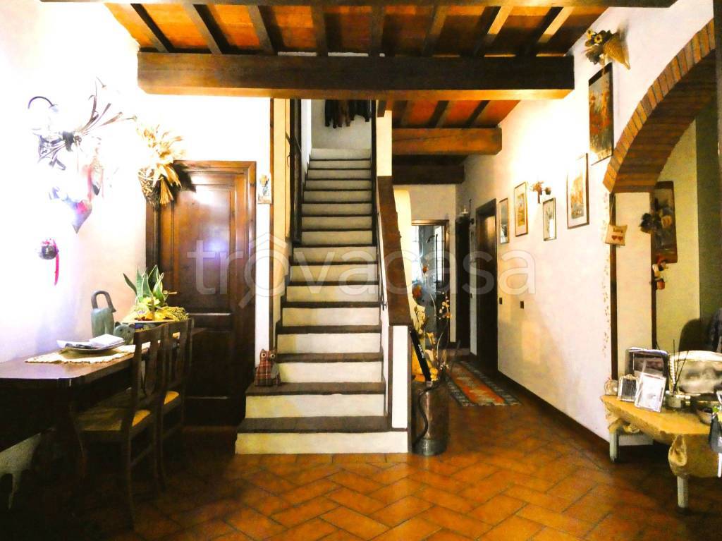 casa indipendente in vendita ad Empoli in zona Ponzano