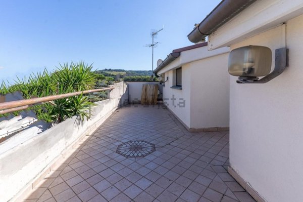 appartamento in vendita ad Empoli in zona Villanuova