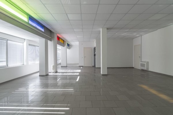ufficio in vendita ad Empoli in zona Centro Storico