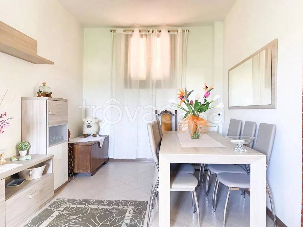 appartamento in vendita ad Empoli in zona Serravalle