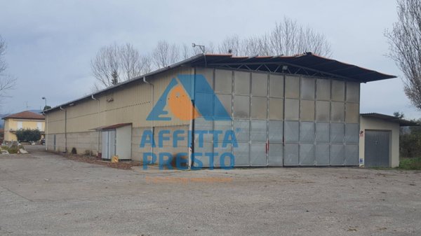 ufficio in vendita ad Empoli in zona Cortenuova