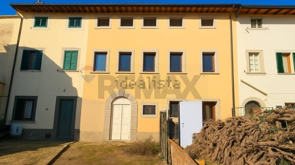 appartamento in vendita ad Empoli in zona Pagnana