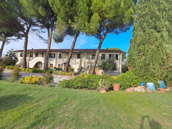 casa indipendente in vendita ad Empoli in zona Monterappoli
