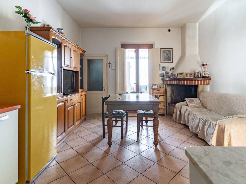 appartamento in vendita ad Empoli in zona Serravalle