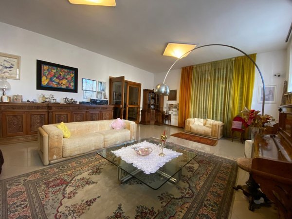 casa indipendente in vendita ad Empoli