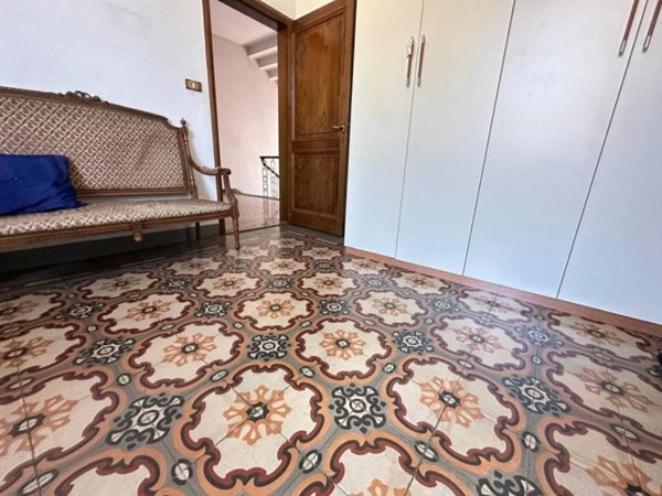 casa indipendente in vendita ad Empoli in zona Centro Storico