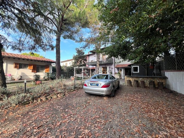casa indipendente in vendita ad Empoli in zona Ponzano
