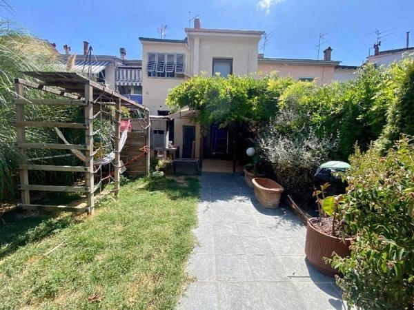 casa indipendente in vendita ad Empoli