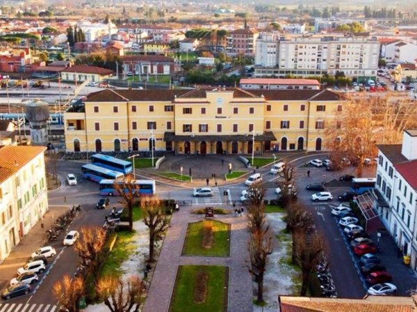 negozio in vendita ad Empoli