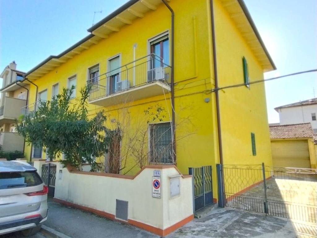 appartamento in vendita ad Empoli in zona Ponzano