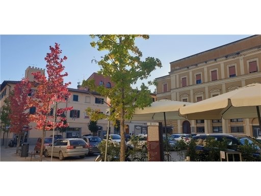 casa indipendente in vendita ad Empoli in zona Centro Storico