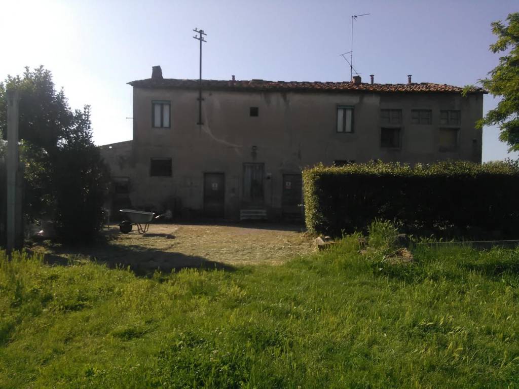 casa indipendente in vendita ad Empoli in zona Brusciana