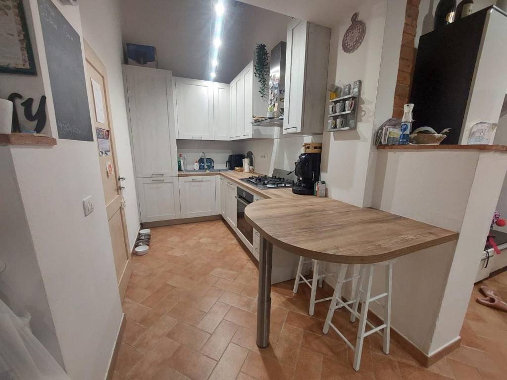 appartamento in vendita ad Empoli in zona Pozzale