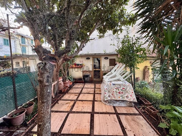 appartamento in vendita ad Empoli in zona Carraia