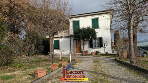 casa indipendente in vendita ad Empoli in zona Marcignana