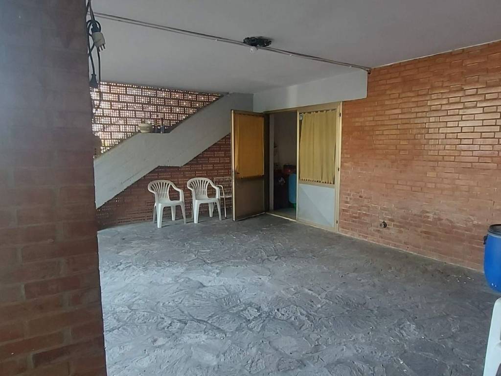 appartamento in vendita ad Empoli in zona Serravalle